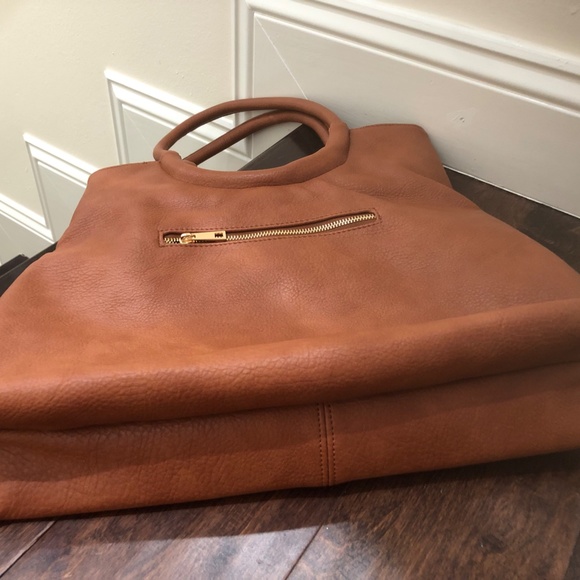 Brand new, softest, brown faux leather tote bag. - Picture 4 of 6